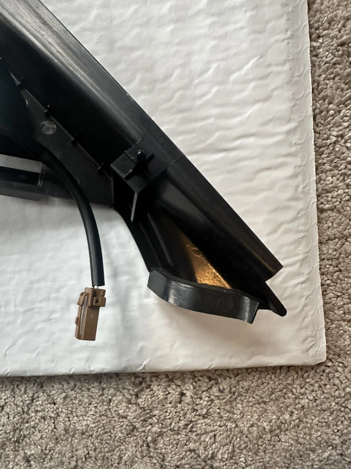 2003-2008 Nissan 350Z Passenger Side Tweeter Speaker Cover OEM Damaged - Image 4 of 4