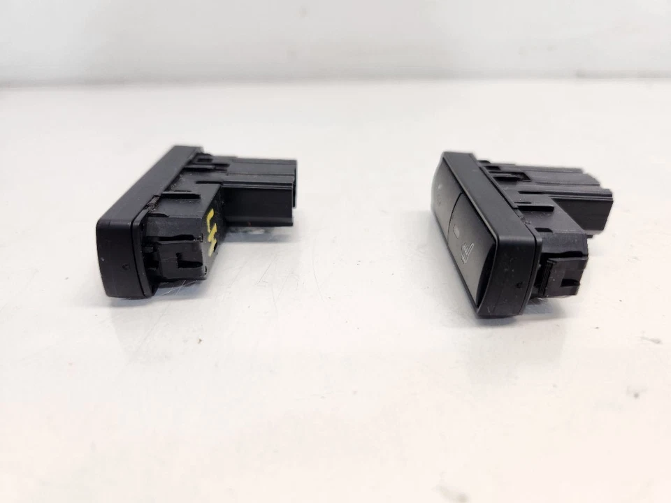 2014 Ford Fiesta (Sedan / SE) Heated Seat Switches - Pair - Image 3 of 4