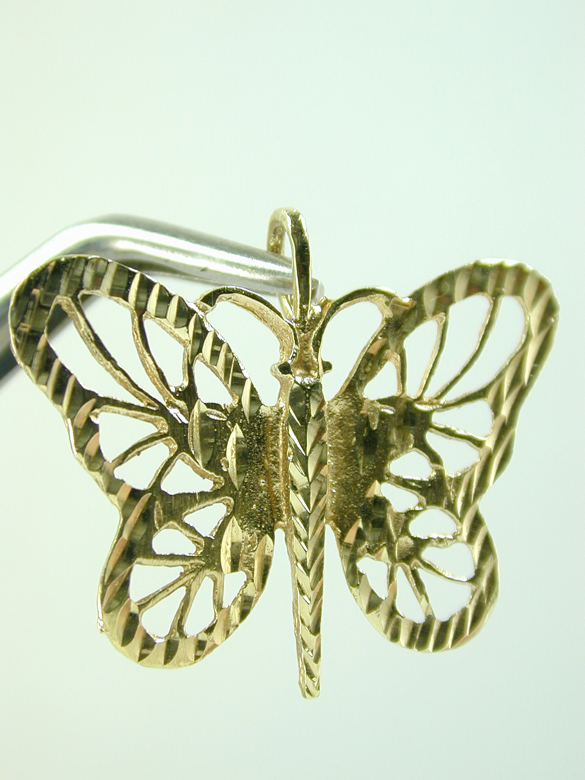 2931 FILIGREE BUTTERFLY PENDANT 14k Solid 100% Yellow gold 24mm x 24mm 2931 FILIGREE BUTTERFLY PENDANT 14k Solid 100% Yellow gold 24mm x 24mm
