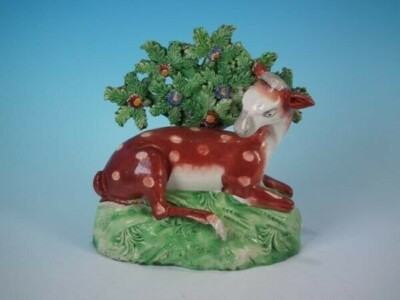 Staffordshire Pearlware Hirsch Mit Bocage Figur