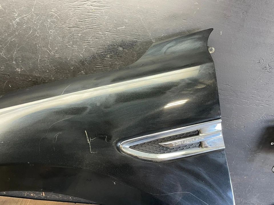 Ford Taurus 2010 a 2019 conductor delantero izquierdo guardabarros lateral izquierdo O6401 PS Foto 2 de 4