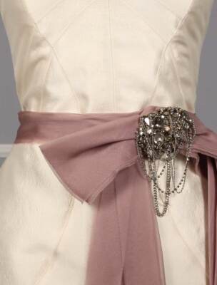 MONIQUE LHUILLIER Marcella Lavender Crystals Formal Bridal Sash Belt Size Small B-Low the Belt main image 3