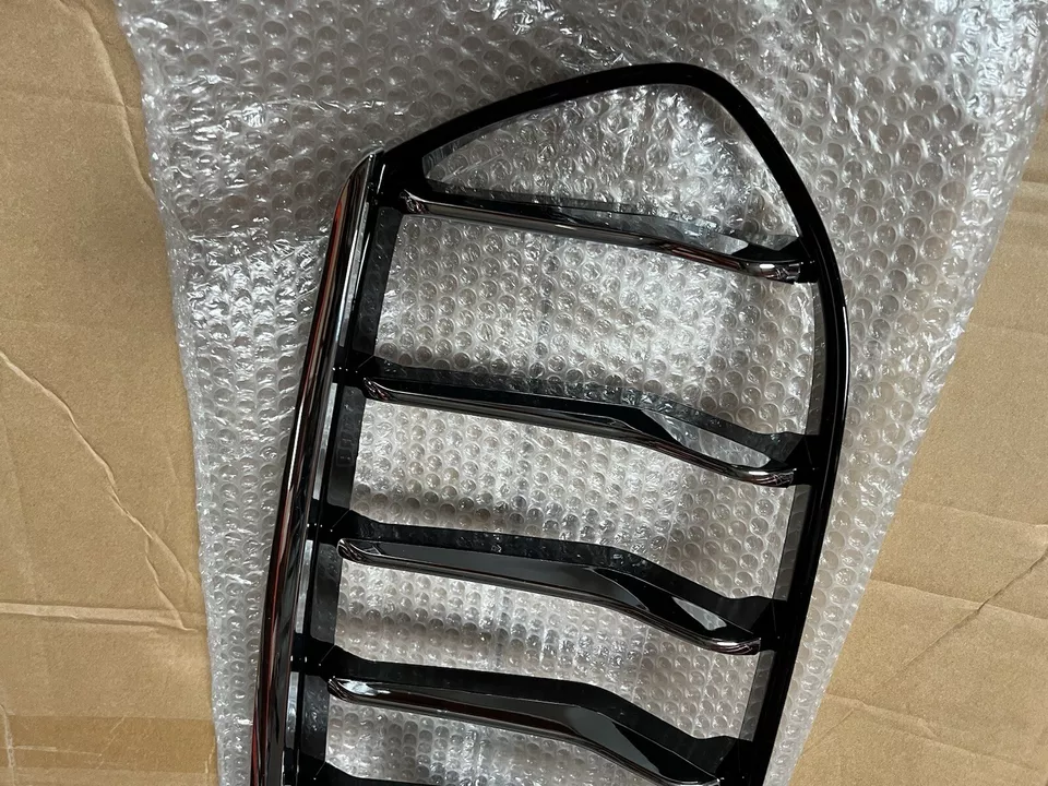 2017-2024 Maserati Quattroporte решетка переднего бампера и эмблема хром черный новый - Изображение 3 из 4