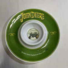 JOHN DEERE DIP AND CHIP 13" SERVING TRAY PLATE 100% MELAMINE WARE. NEW