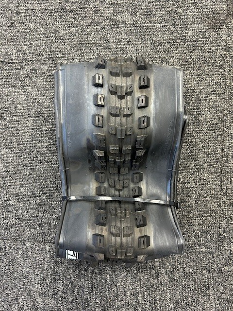 Maxxis Dissector 3C/MT/EXO/TR Tire - 2.4/29
