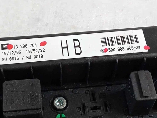 13206754 Caja Reles/Fusibles para OPEL ZAFIRA B Cosmo 2005 530857 - Bild 5 von 10