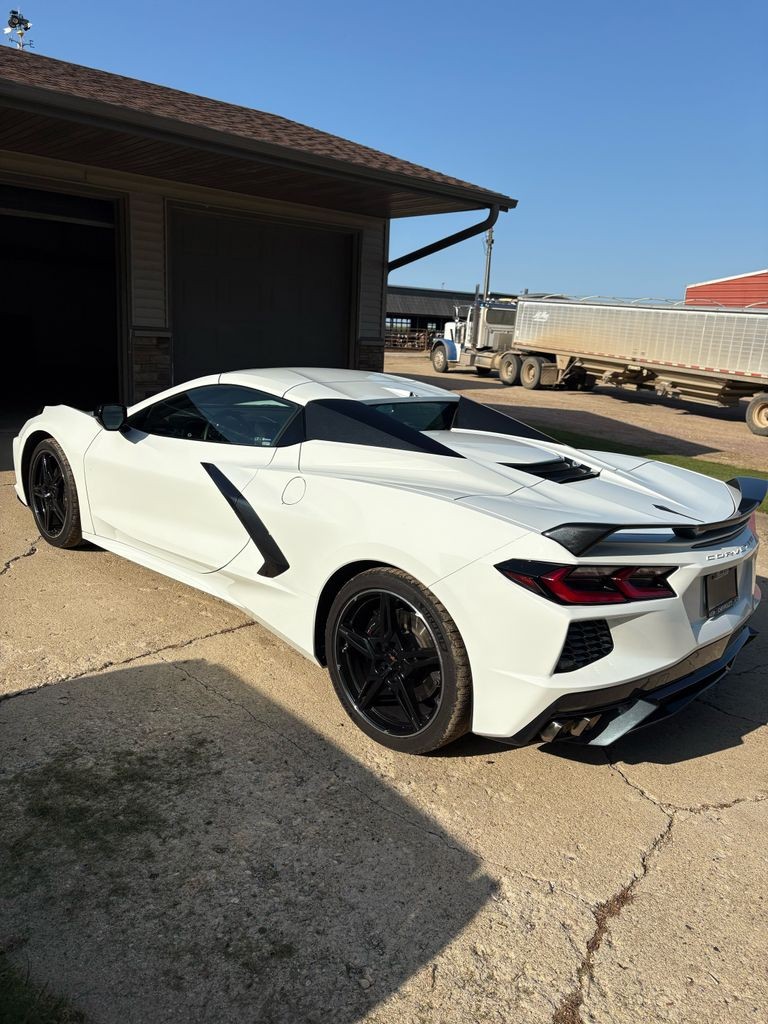 2020 Arctic White Chevrolet Corvette   | C8 Corvette Photo 4