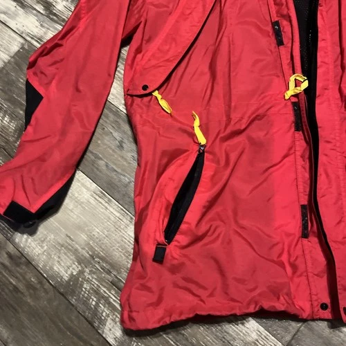 VINTAGE Marlboro Adventure Team Jacket Large Red Windbreaker Rain Hood See Pics image 5
