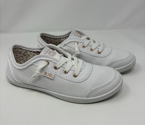 Bobs Skechers Womens Slip On Sneakers Memory Foam White Canvas Shoes Size 6.5
