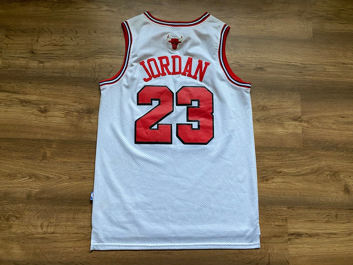 michael jordan chicago bulls shirt