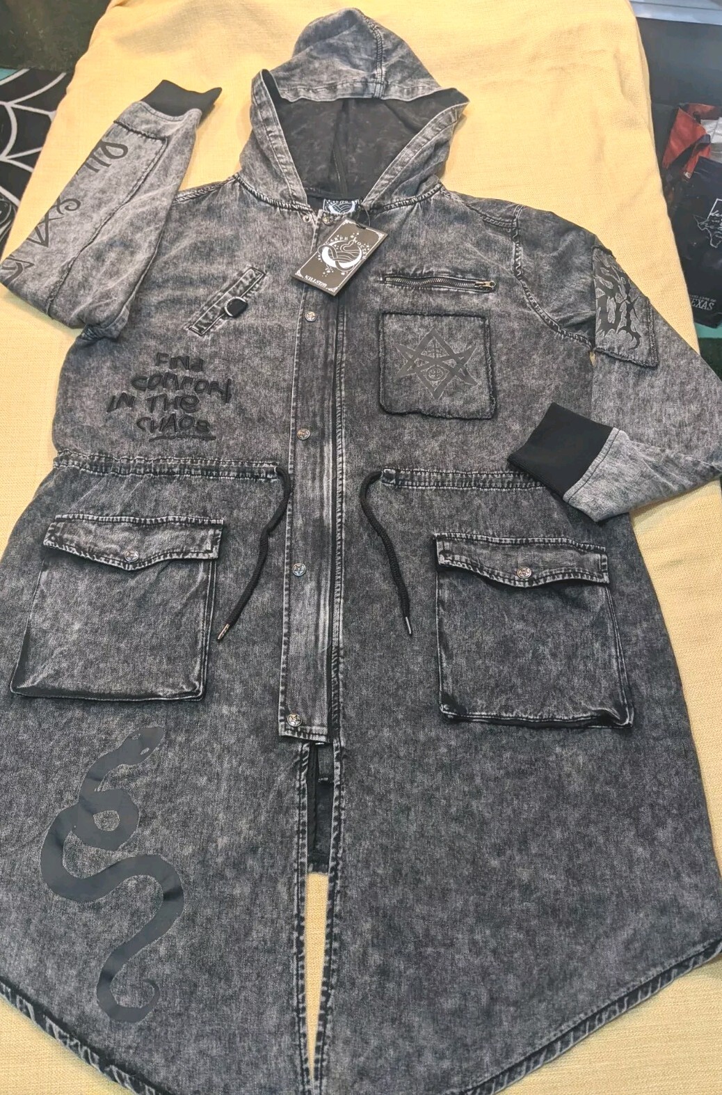 Picture 1 of 17