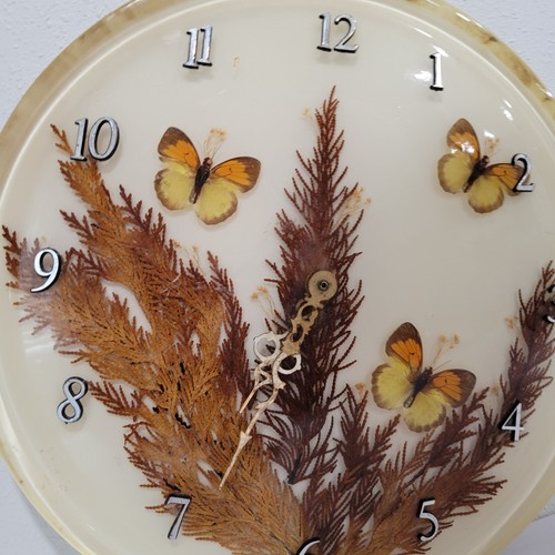 Vintage Resin Butterfly Floral Wall Clock Quartz Movement 13" Grandmacore - Picture 5 of 5