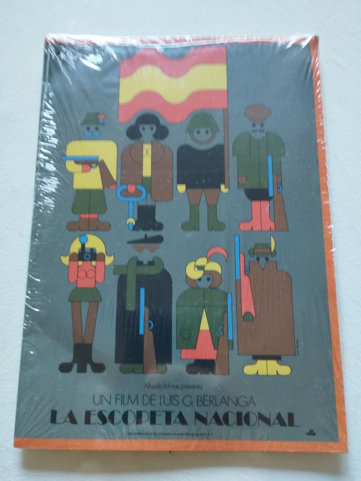 The National Shotgun Luis Garcia Berlanga - DVD about cardboard Region All New