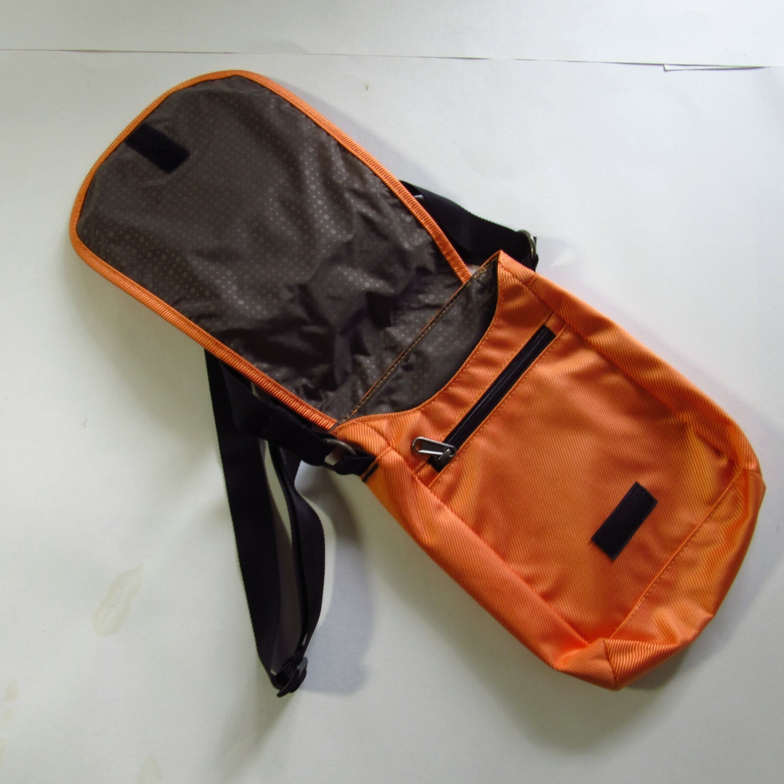 16x6x13 travel bag