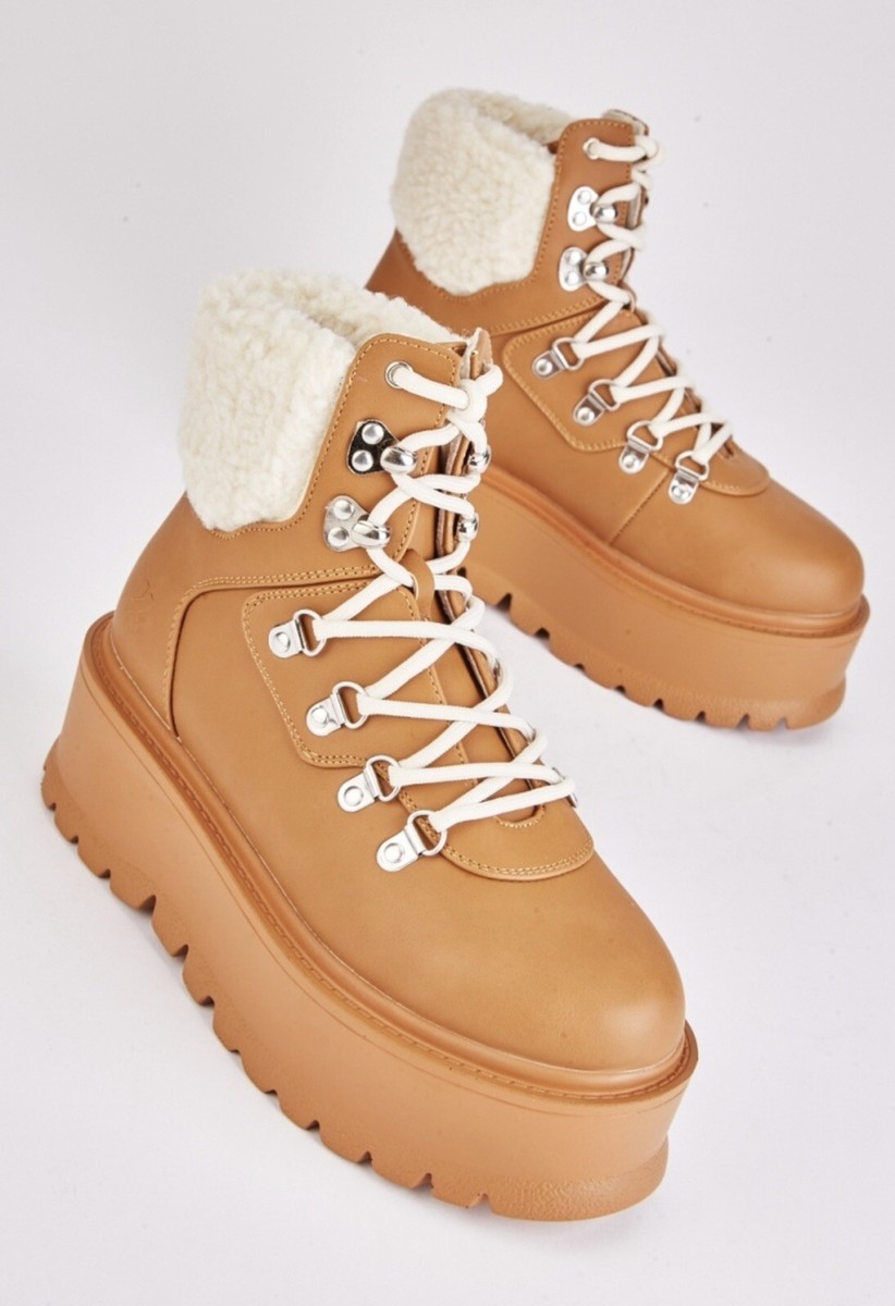 Koi shop hiking boots