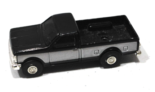 Vintage ERTL Farm Country 1:64Scale Die-cast Pickup Truck & Horse/cattle Trailer - Picture 7 of 13