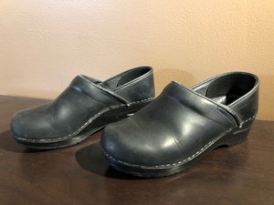 dansko xp nursing shoes