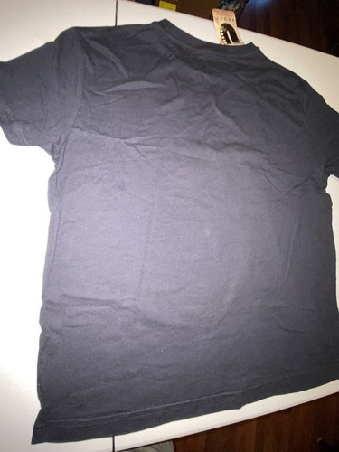 U Vault JAWS Short sleeve black GIRLS shirt Amity Island size XL? WOMENS - Picture 3 of 8
