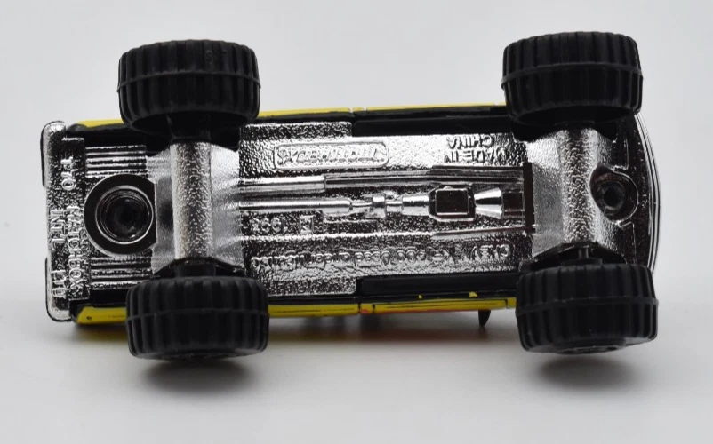 Matchbox Superfast Chevy Chevrolet K 1500 Pickup Truck nero. Made in China - Immagine 3 di 4