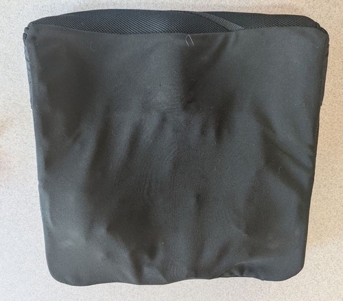 ROHO Hybrid Wheelchair Cushion Size: 17" D x 16.5" W -Includes Extras See Des.