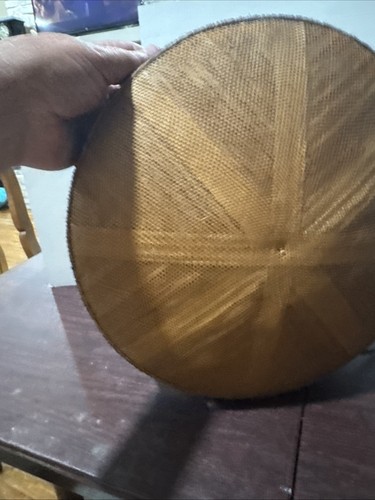 Intrincado sombrero de mimbre/cordel tejido de campo de arroz asiático oriental abovedado de colección años 1950/60 - Imagen 6 de 12