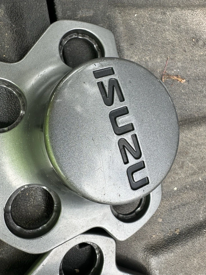 Центральные колпаки Isuzu Hombre для Chevy S10 GMC Sonoma - Изображение 3 из 4