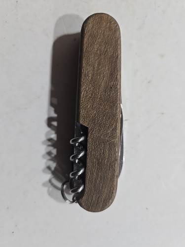 Victorinox Classic SD Schweizer Taschenmesser 58 mm Holzskala gebraucht - Bild 5 von 5