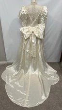 Vtg 80s Jessica McClintock Satin Wedding Gown & Veil Victorian Princess Diana