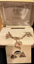 10K Black Hills Gold Tri Color Grape & Leaves Necklace & Earrings Vintage