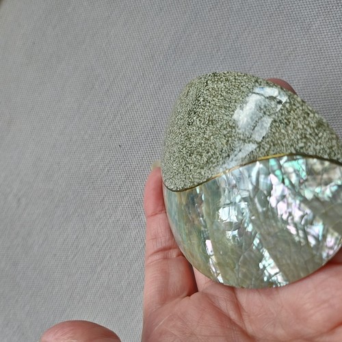 Vintage 80s Gorgeous Huge Mother Of Pearl Abalone and Grey Belt Buckle Cinch - Picture 6 of 13