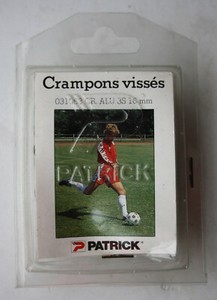 Ancienne Paire de Crampons HUNGA BRASILIA NEUF dans boite - ARGUS FOOT