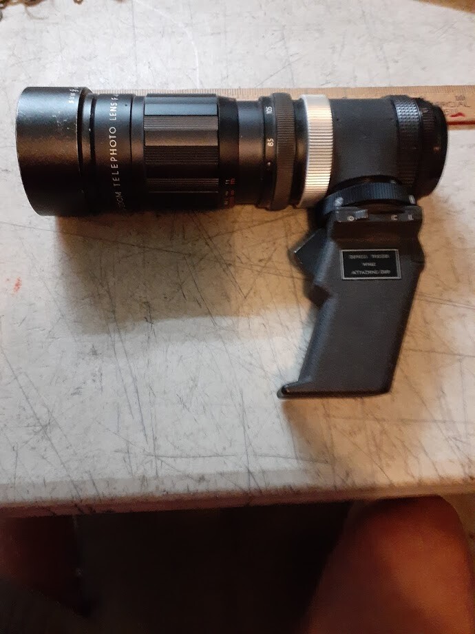 Sun Hi-Tele 1:4 f=200mm