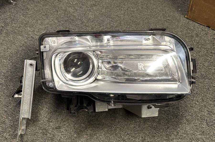 10-18 Rolls Royce Ghost Wraith Dawn RIght RH HID Xenon Headlight 63127322042 OEM