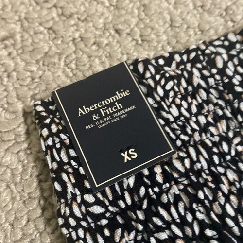 Abercrombie Dotted Polka Dot Pattern Hot Pants Short Comfortable Drawstring- XS - Picture 3 of 4