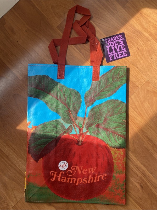 Trader Joe’s  - NEW HAMPSHIRE  - Reusable Shopping Bag  - New with tag