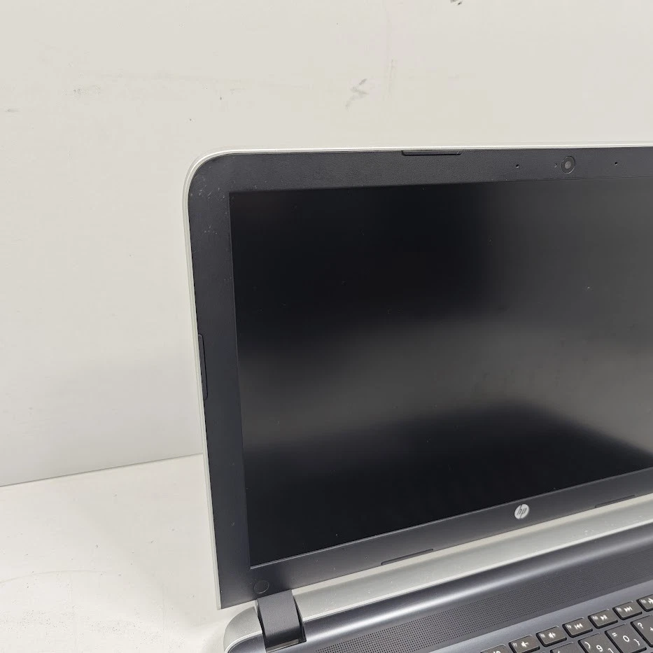 HP Pavilion Laptop - AMD A8-7th Gen,8GB RAM,1TB HDD - Runderneuert,Nein Windows - Bild 3 von 4