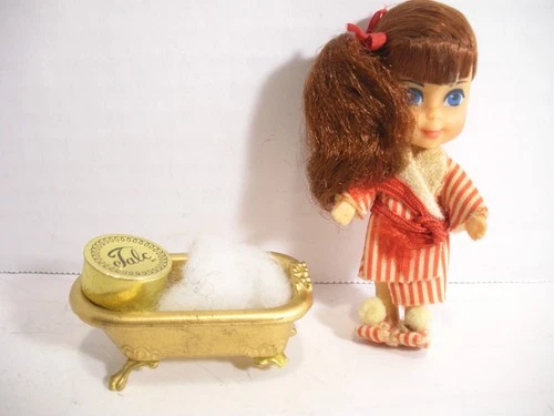 Vintage 1967 Mattel Liddle Kiddles Doll Soapy Siddle w/ broken Tub Talc Clothes