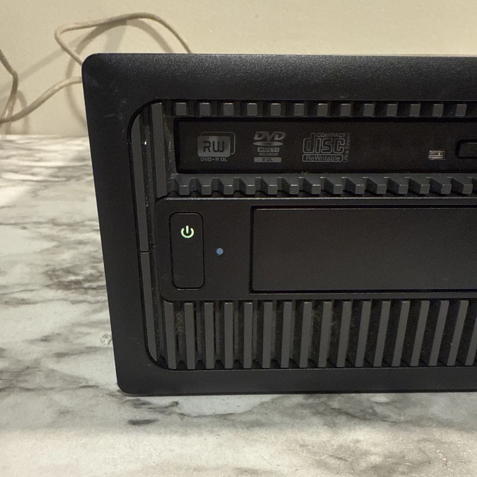 HP Compaq 8200 Elite (250GB HDD, Intel Core i5-2400, 3.10GHz, 4GB) SFF Desktop - - Image 3 of 4