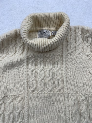 Donegal Pullover klein creme Rollkragen Wolle Grob Fischer Zopfmuster schwer - Bild 2 von 12
