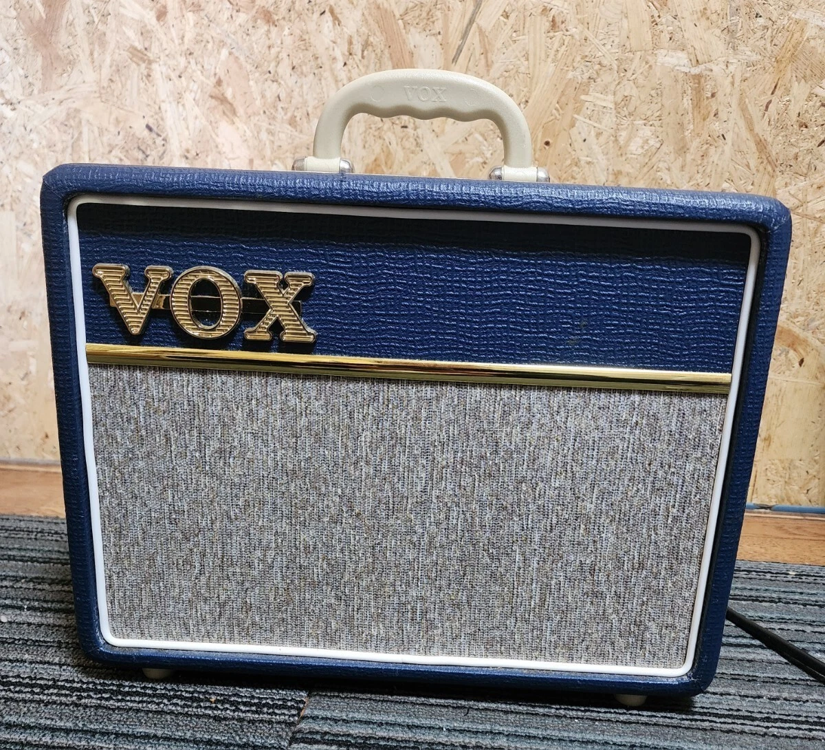 VOX AC4C1-MINI-BL Vox AC4C1 Limited Edition Blue – Ish Guitars