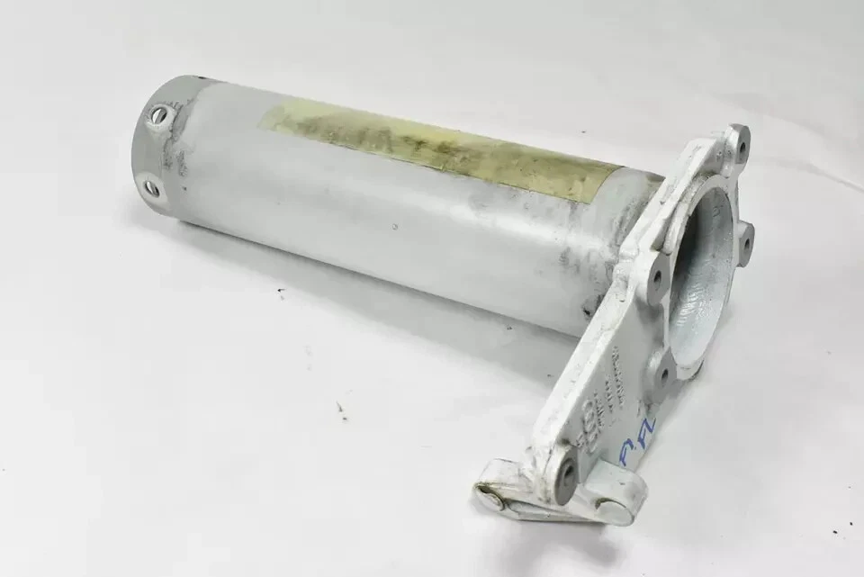 07-10 Audi S8 A8 dianteiro esquerdo para-choque reforço quadro trilho suporte fabricante de equipamento original - Imagem 3 de 4