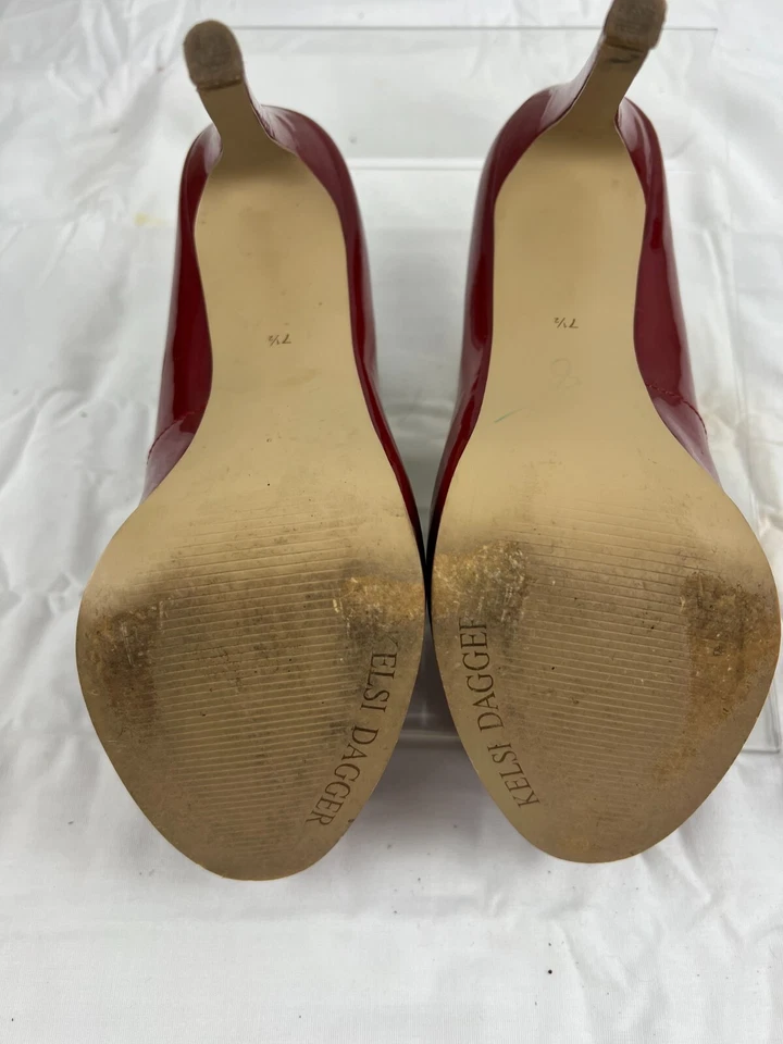 Zapatos de salón Kelsi Dagger para mujer talla 7,5 rojo charol plataforma tacones usados en excelente estado Foto 4 de 4