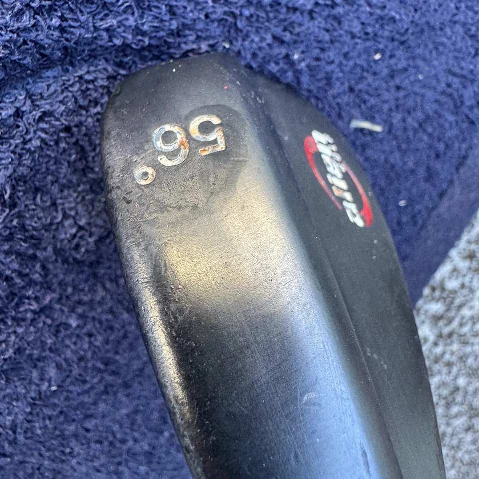 Alien Tutch Chamber 56* Sand Wedge Left Hand Gunmetal Finish 35” - Image 4 of 4