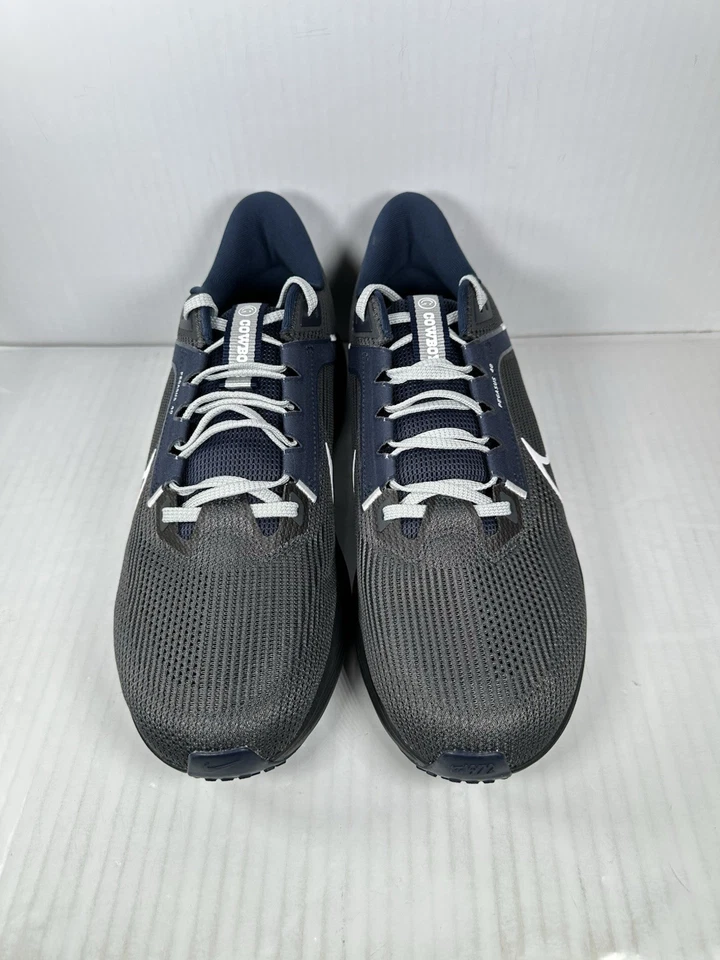 Talla 12 Nike Zoom Pegasus 40 Dallas Cowboys NFL Zapatos Tenis DZ5975-001 Para Hombres Foto 2 de 4