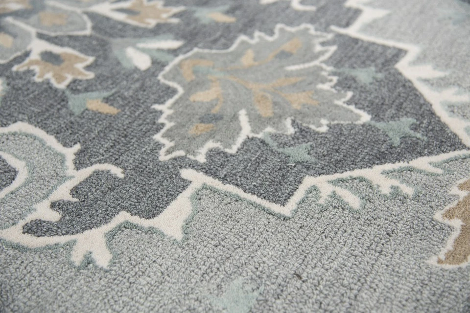 2x8 Rizzy Rugs Gray Leaves Wool Petals Medallion Runner RS933A - Aprx 2' 6" x 8' - Image 2 of 2