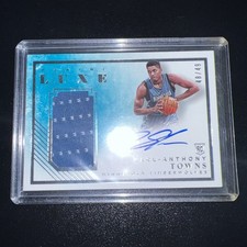 2015 Panini Luxe Karl-Anthony Towns #48/49 Rookie On Card Auto Patch. rookie card picture