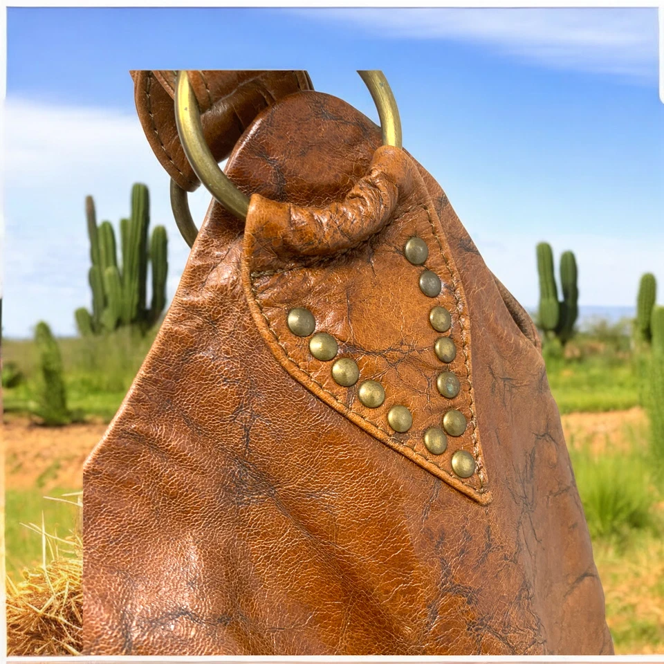 Bolsa Hobo de Ombro STS Ranchwear Oversized Marrom Couro Encerado Sudoeste - Imagem 3 de 4