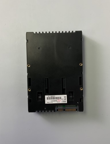 Icy Dock MB882 SERIES 2.5" to 3.5" SSD and SATA HARD DRIVE CONVERTER - Picture 1 of 2