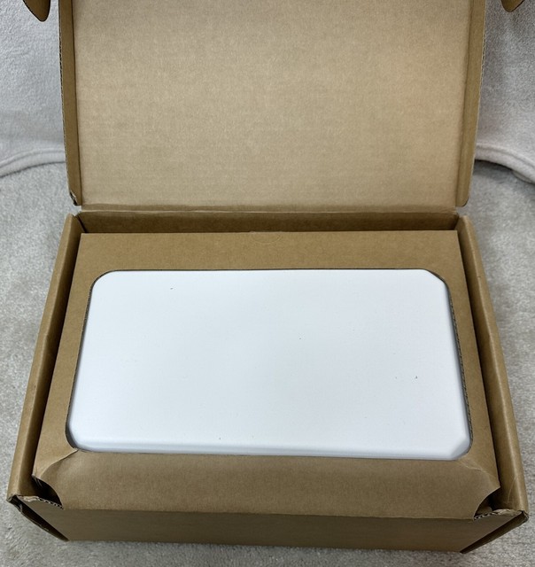 Laird Dual Band Omnidirectional Antenna Pdm24518az1 MIMO WiFi 8dbi 4