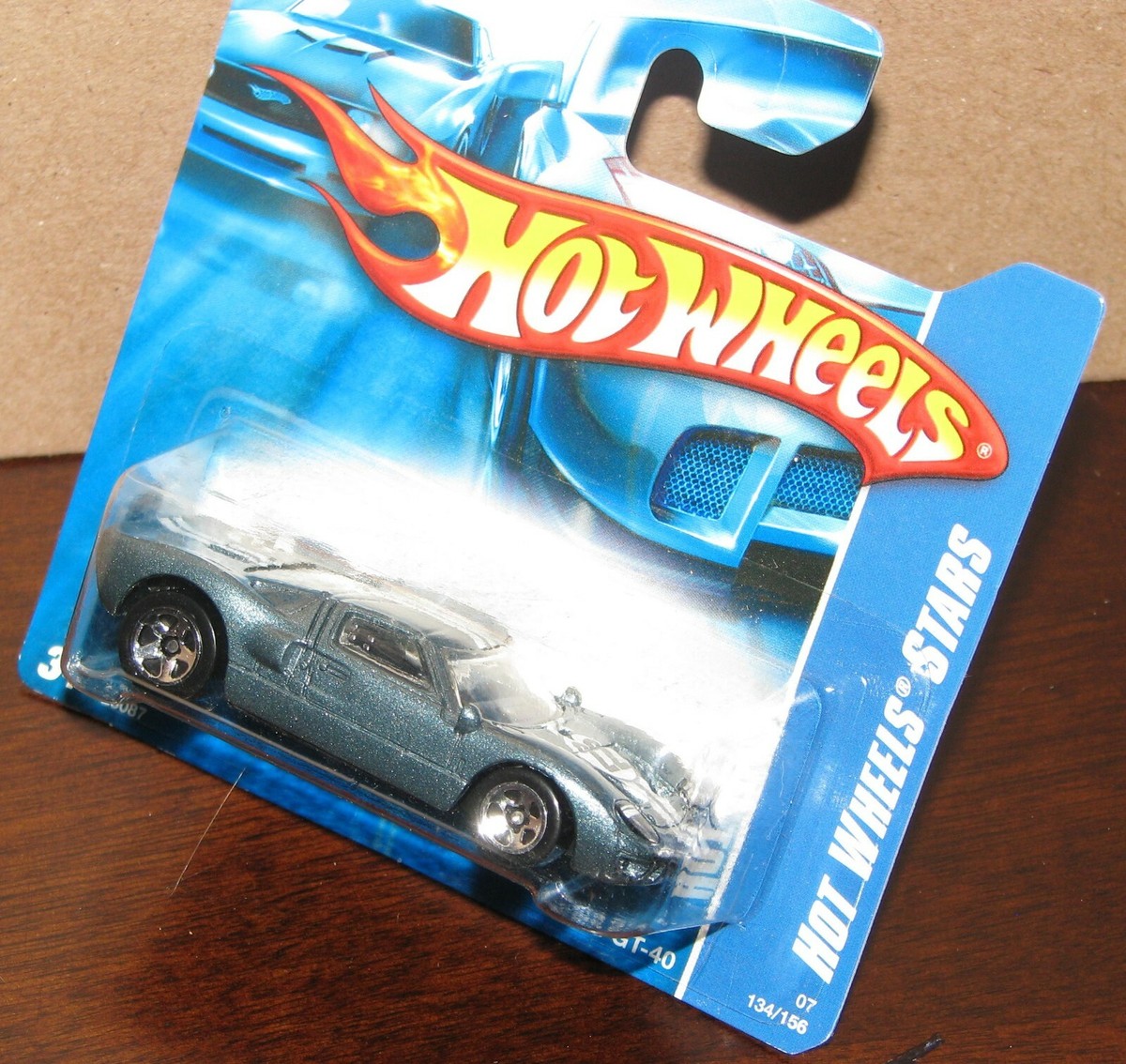 Hot Wheels 2007 Hot Wheels Stars #134 FORD GT-40 Gunmetal on Short